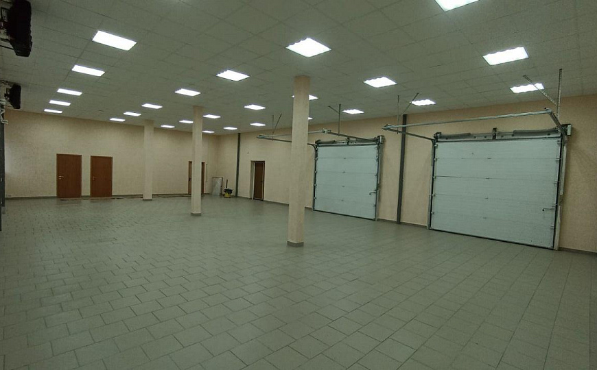 Отдельно стоящее здание 395,5 м² фото