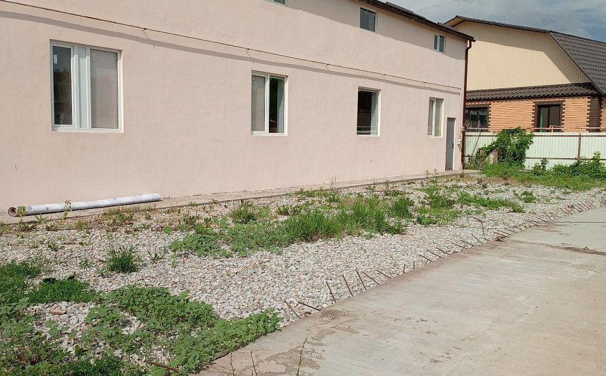 Отдельно стоящее здание 395,5 м² фото