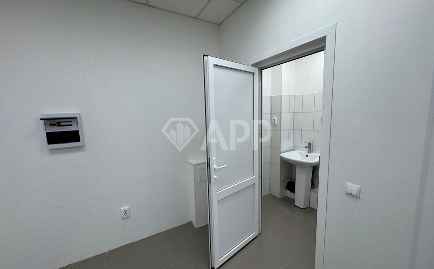 Сдаю помещение свободного назначения, 45 м² фото