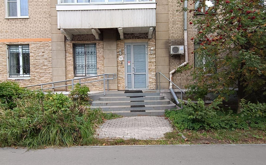 Сдам помещение 82 м² на 1-й линии за 1000 ₽/м². Николаева, 27. фото
