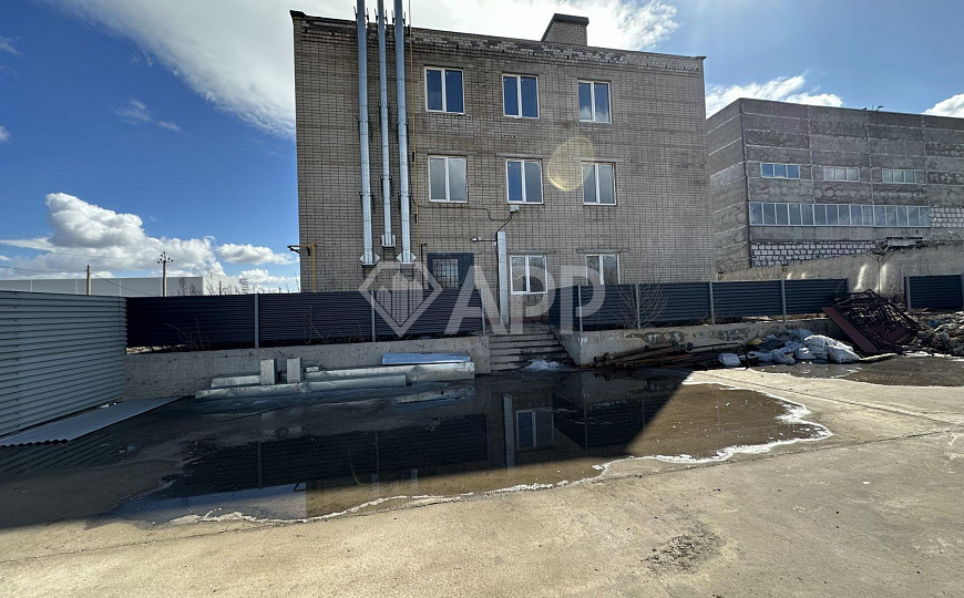 Продается здание свободного назначения с з/у фото