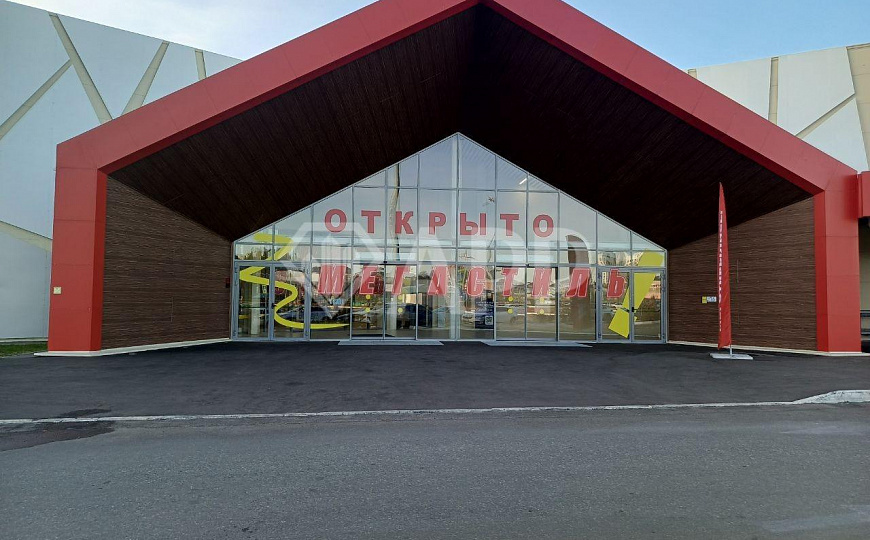 Сдам торговую площадь в ТЦ Мегастиль. фото