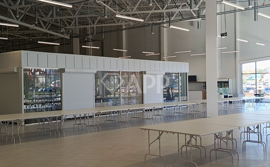 Сдам торговую площадь в ТЦ Мегастиль. фото