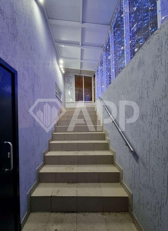 Продам помещение свободного назначения фото