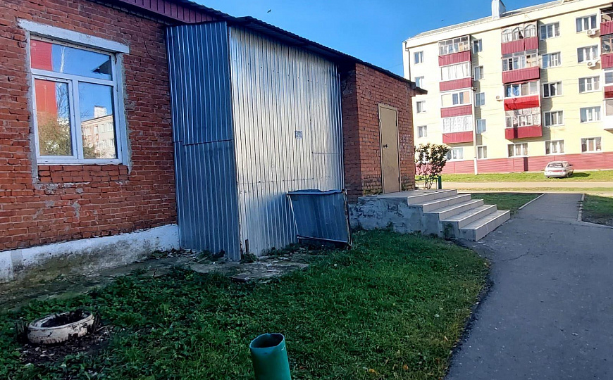 Помещение с арендаторами, готовый арендный бизнес! фото