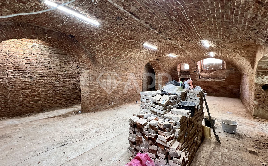 Продажа/Все новое/После реставрации/Угол фото