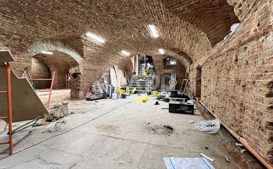 Продажа/Все новое/После реставрации/Угол фото