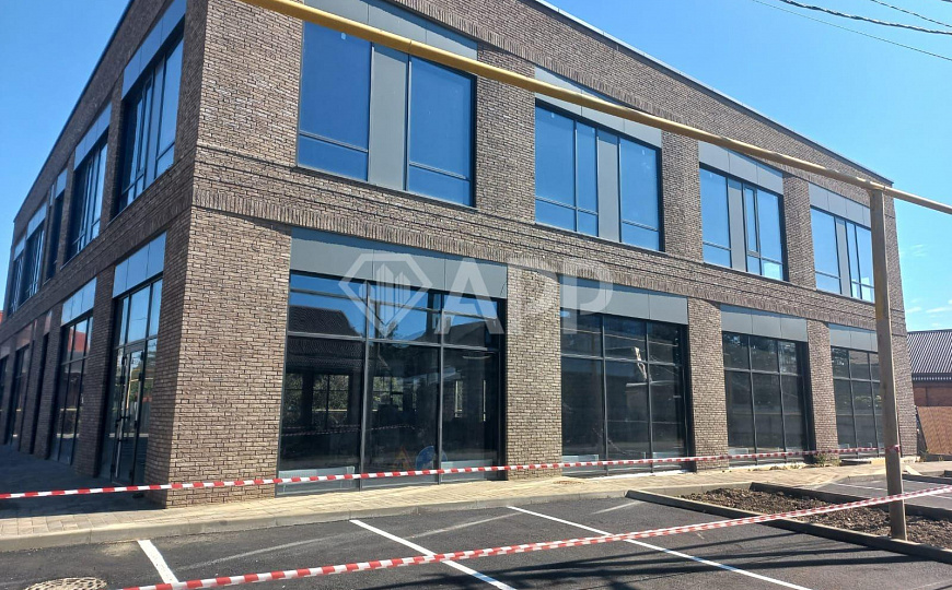 Сдаю помещение свободного назначения, 350 м² фото