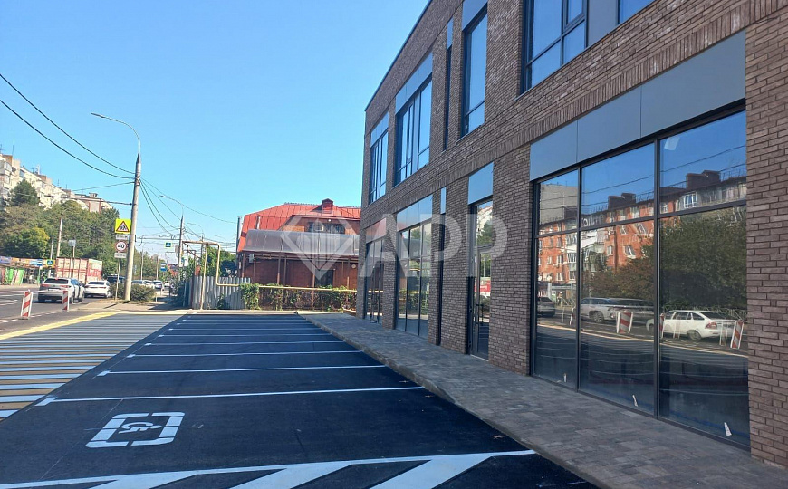 Сдаю помещение свободного назначения, 350 м² фото