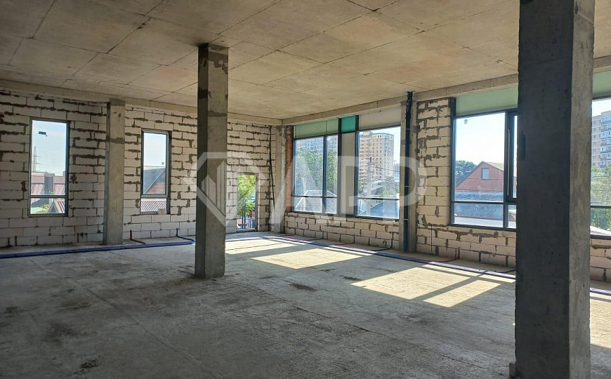 Сдаю помещение свободного назначения, 350 м² фото