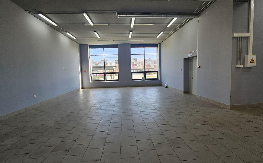 Сдам помещение в отдельно стоящем здании, 186-300 м.кв. фото