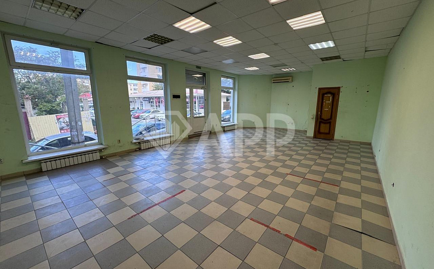 Сдам торговое помещение, 60 м² фото