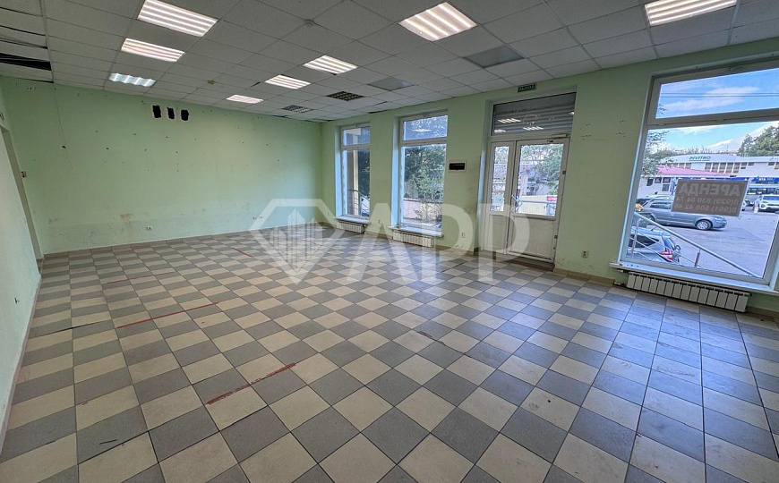 Сдам торговое помещение, 60 м² фото
