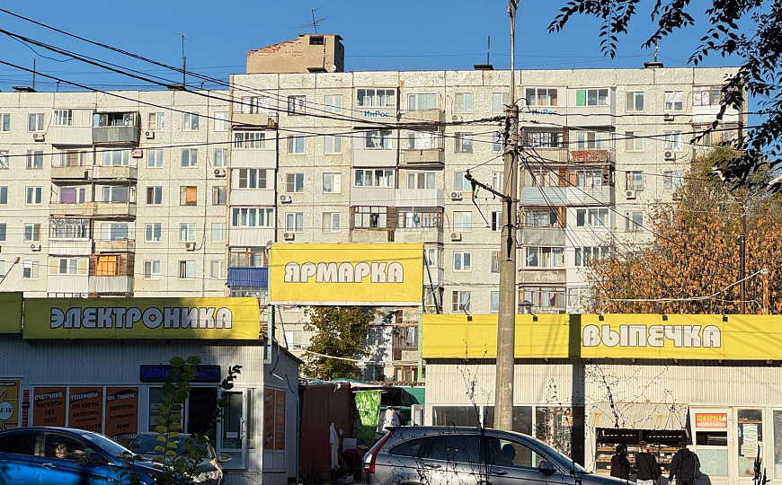 Торговое помещение 105 м2 на трафике фото