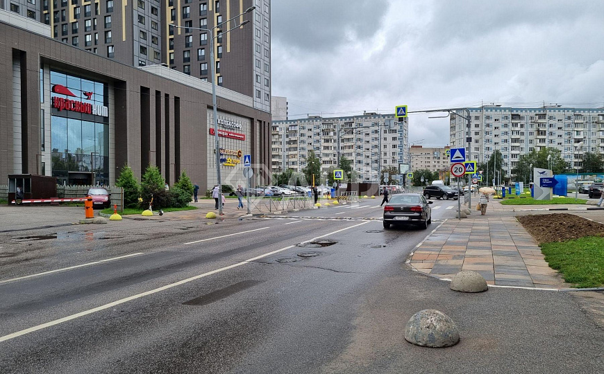 Аренда торгового помещения фото