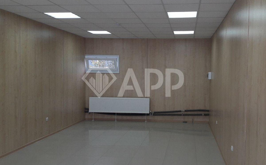 Сдаю торговое помещение, 42 м² фото