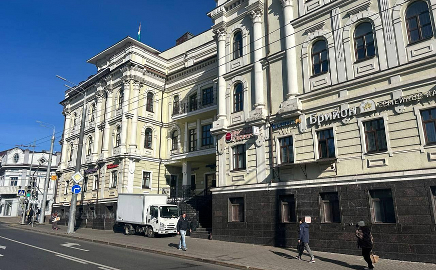 Офис с новым ремонтом в центре фото