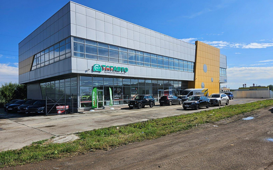 Помещения от 300 м² до 716 м²  фото