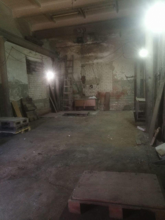 Производственно-складские 76 м2  и 17м 2. фото