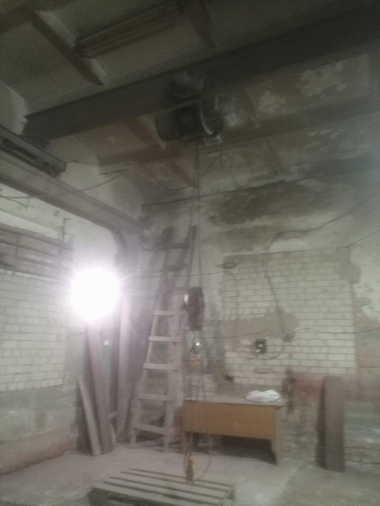 Производственно-складские 76 м2  и 17м 2. фото