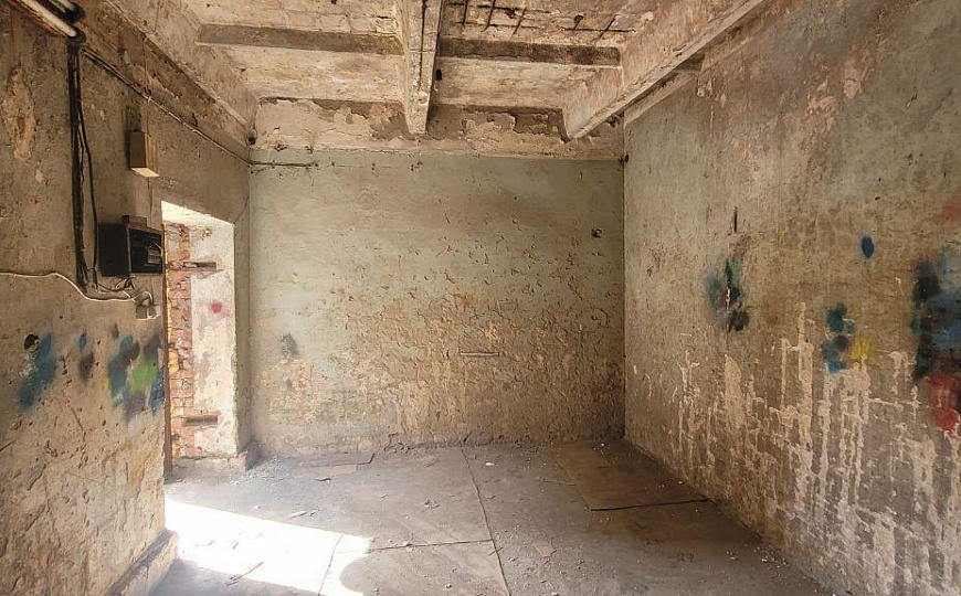 Производственно-складские 76 м2  и 17м 2. фото