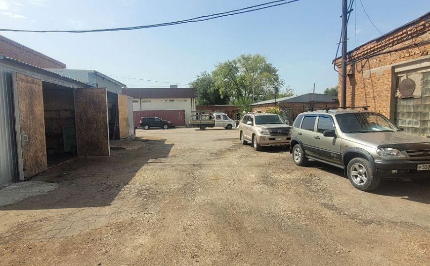 Производственно-складские 76 м2  и 17м 2. фото