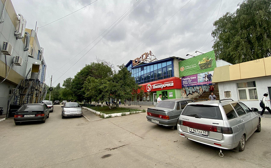 Торговое помещение 368 м² в ТЦ ЮКОН фото