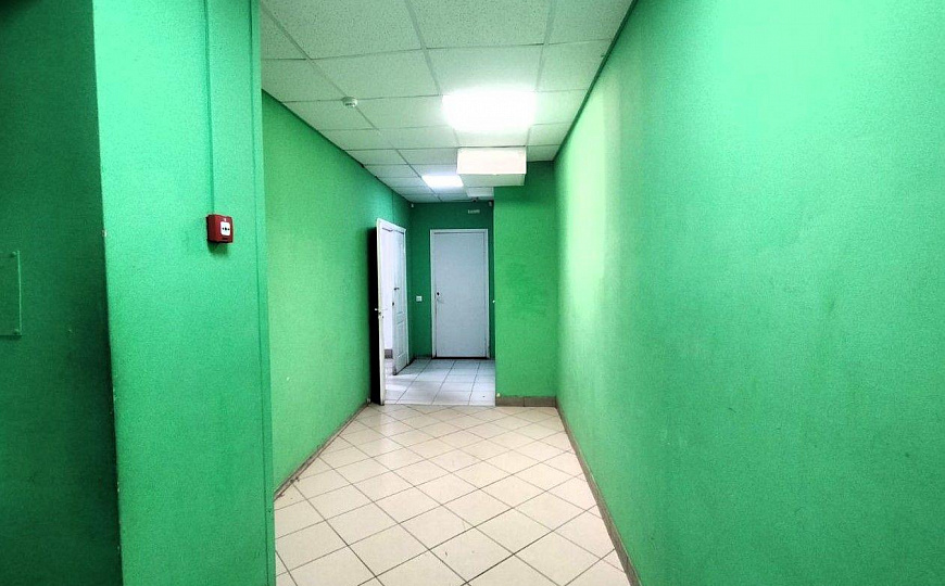 Торговое помещение 368 м² в ТЦ ЮКОН фото