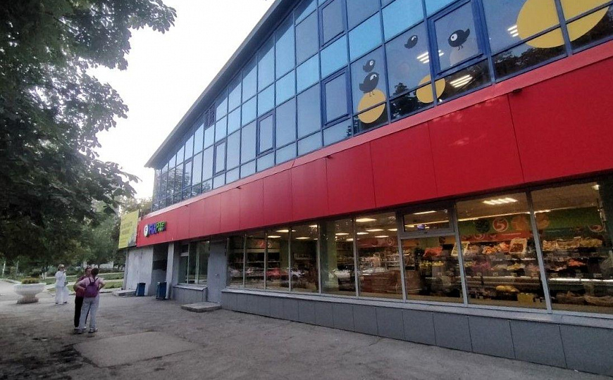 Торговое помещение 368 м² в ТЦ ЮКОН фото