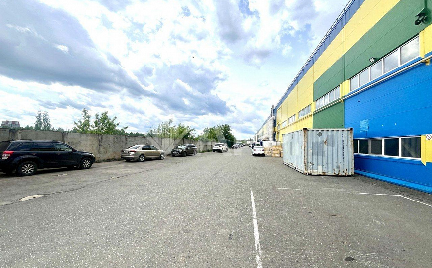 Помещение с арендатором, продажа с ндс фото