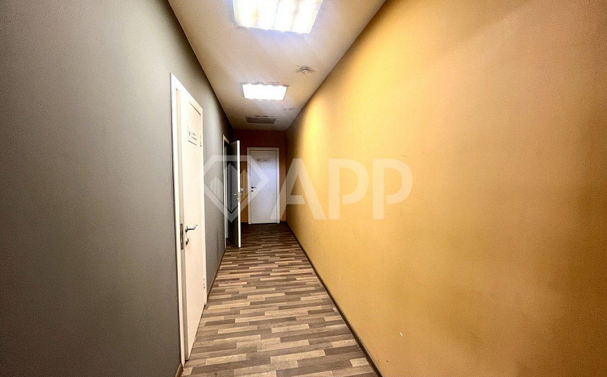 Помещение с арендатором, продажа с ндс фото
