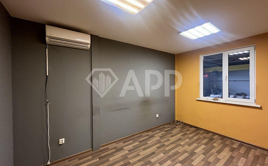 Помещение с арендатором, продажа с ндс фото