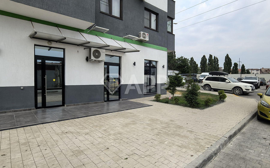 Сдаю 1 этаж 1 линия с ремонтом, 56,3 м² фото