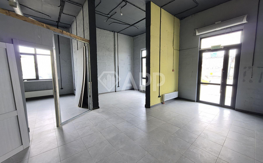 Сдаю 1 этаж 1 линия с ремонтом, 56,3 м² фото