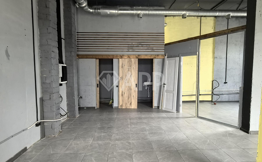 Сдаю 1 этаж 1 линия с ремонтом, 56,3 м² фото