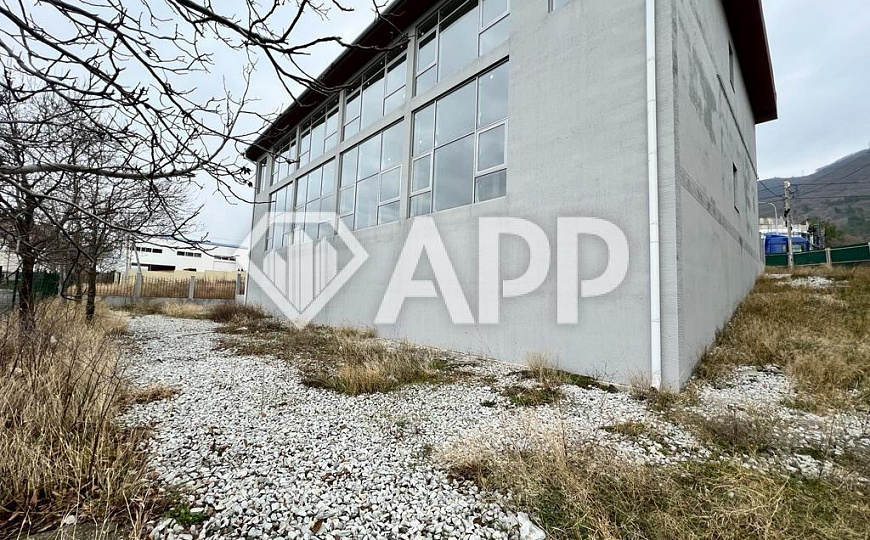 Продам отдельно стоящее здание, 1 625 м² фото