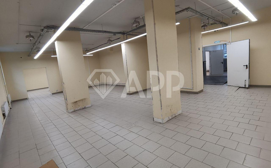 Продам помещение 153 м2. Делится на 3 блока! фото