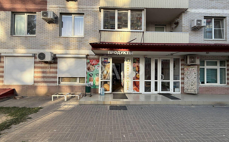 Продается помещение с арендаторами/помещение свободного назначения 53м2 фото