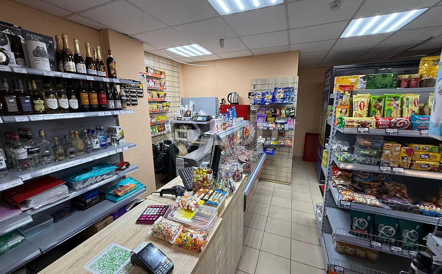 Продается помещение с арендаторами/помещение свободного назначения 53м2 фото