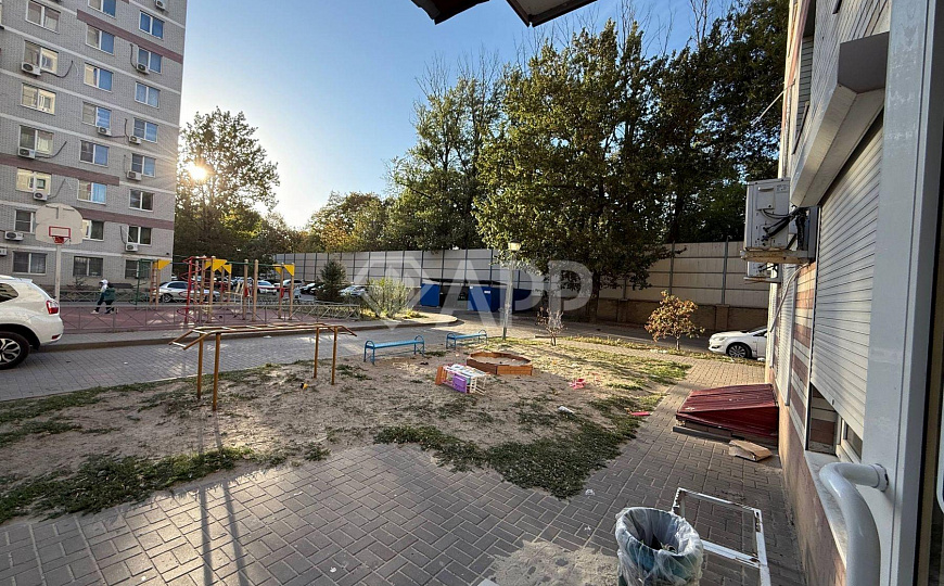 Продается помещение с арендаторами/помещение свободного назначения 53м2 фото