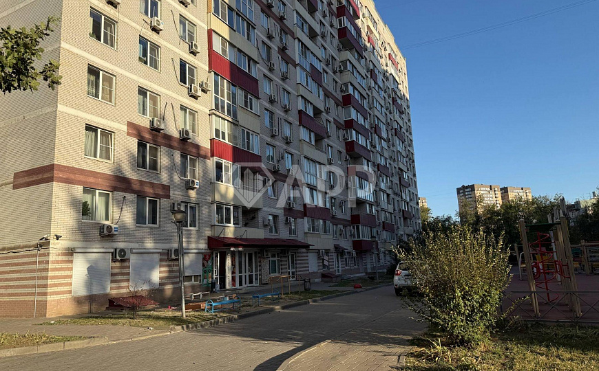 Продается помещение с арендаторами/помещение свободного назначения 53м2 фото
