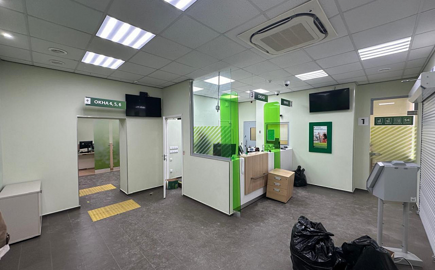 50+40 м2, 1 этаж, с разгрузкой, в центре Северска фото