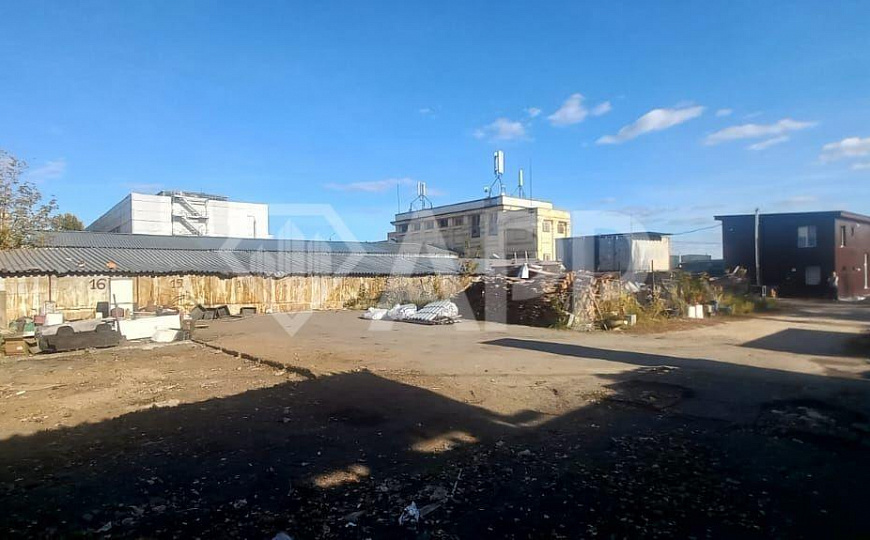 Сдам землю в проходном месте фото