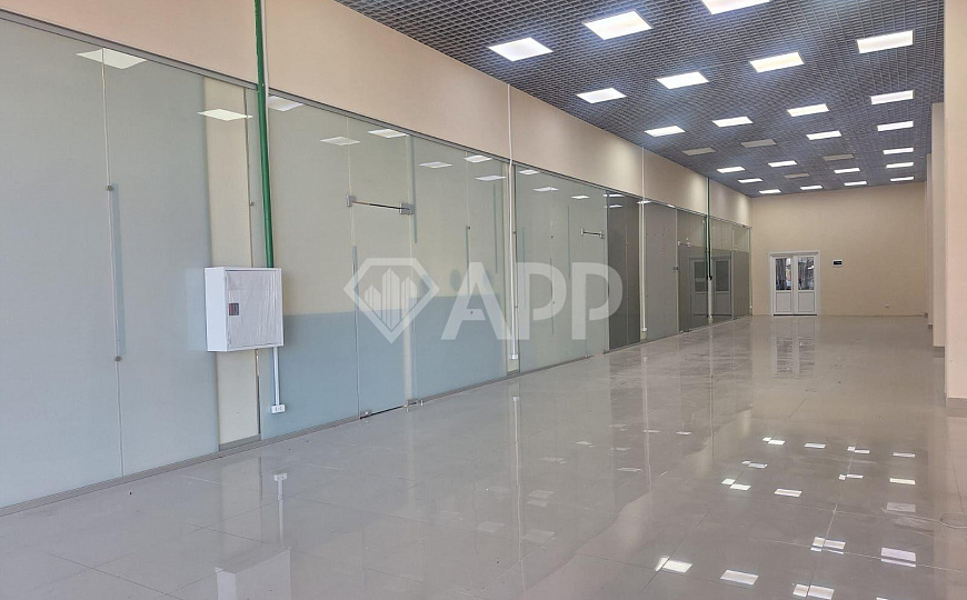 Сдам торговое помещение, 150 м² фото