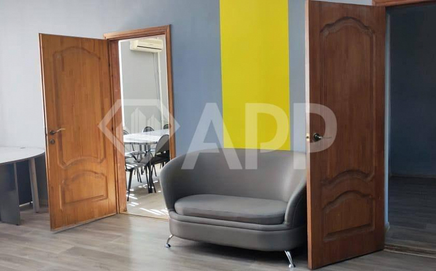 Офис.Центр.Трафик.Уютный. 136м2 фото