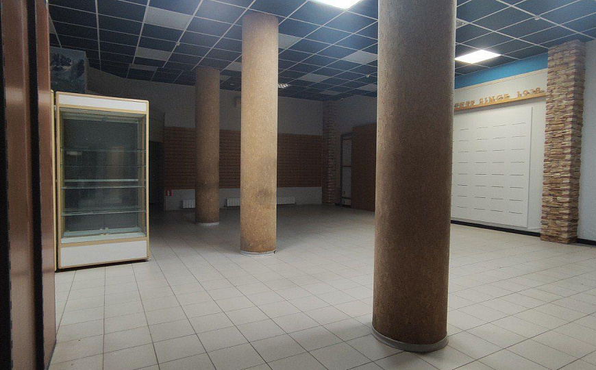Магазин, офис, услуги от 112 м2 фото