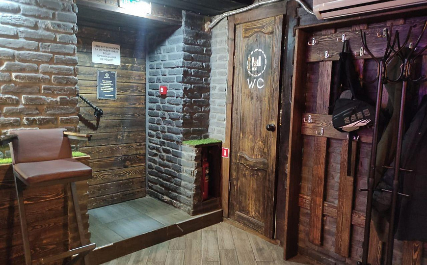Клуб-бар с арендатором в центре, 170 м2 фото