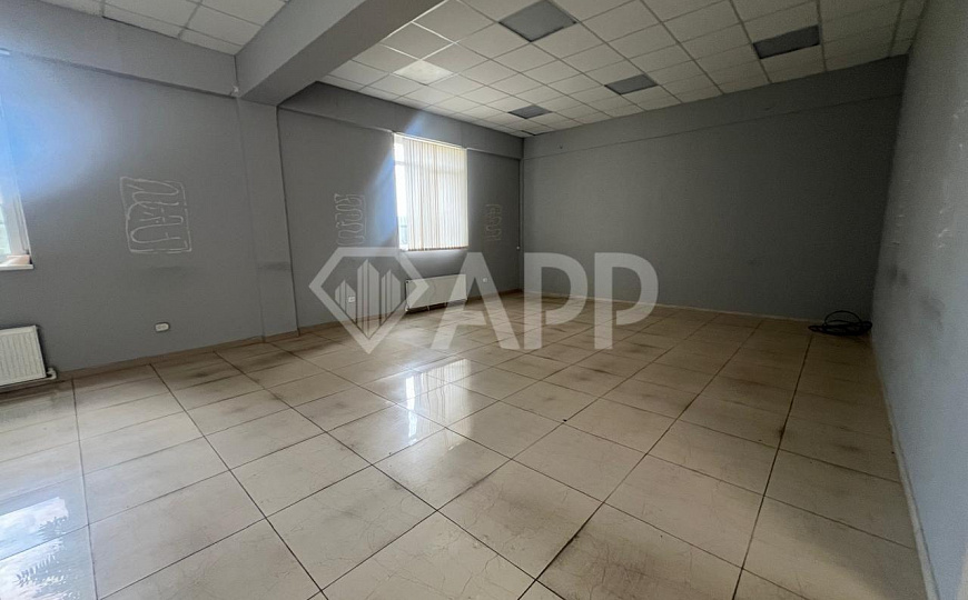 Сдам торговое помещение, 770 м² фото