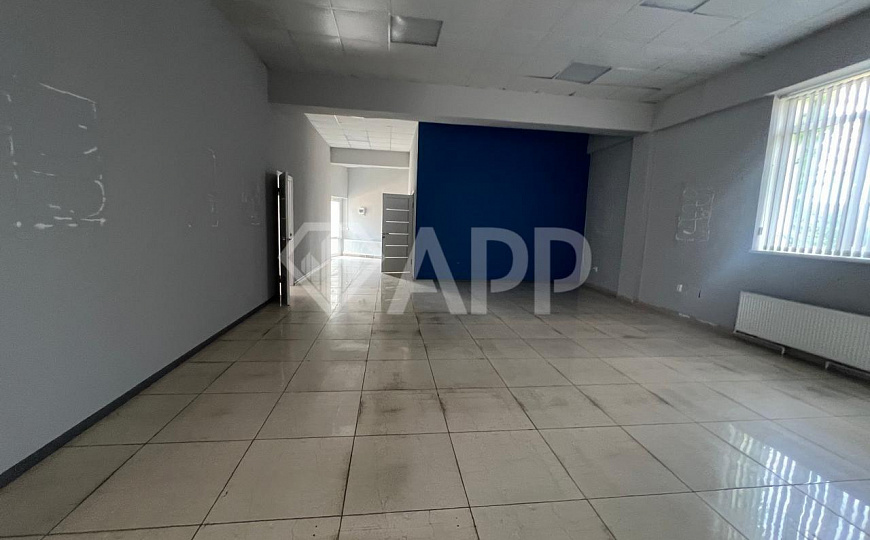 Сдам торговое помещение, 770 м² фото