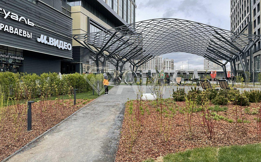 ТРЦ "Ботаника", корнеры от 16,5м2 на фуд-молле  фото